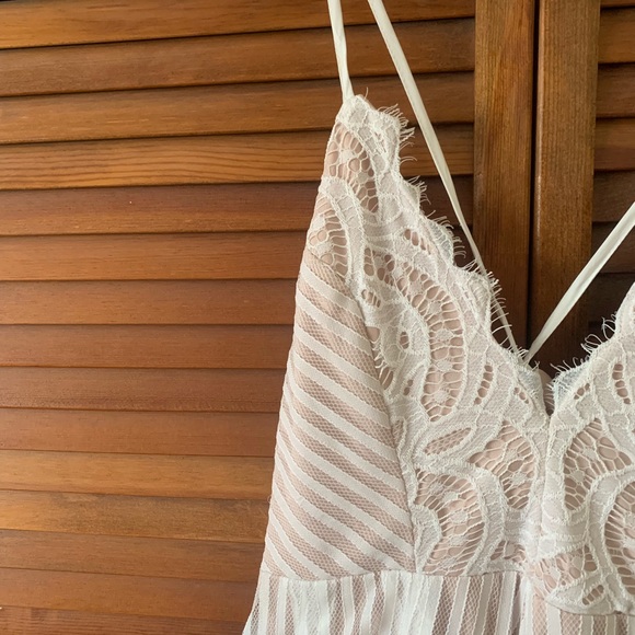 White Lace Romper with Lace Up Back - Picture 4 of 10